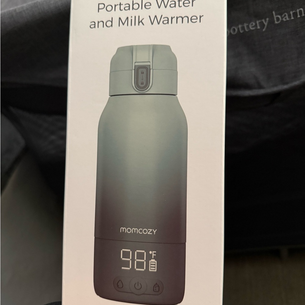 momcozy Portable Water and Milk Warmer - Sage Green